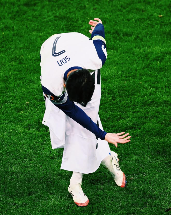 Son Heung Min cuối chào