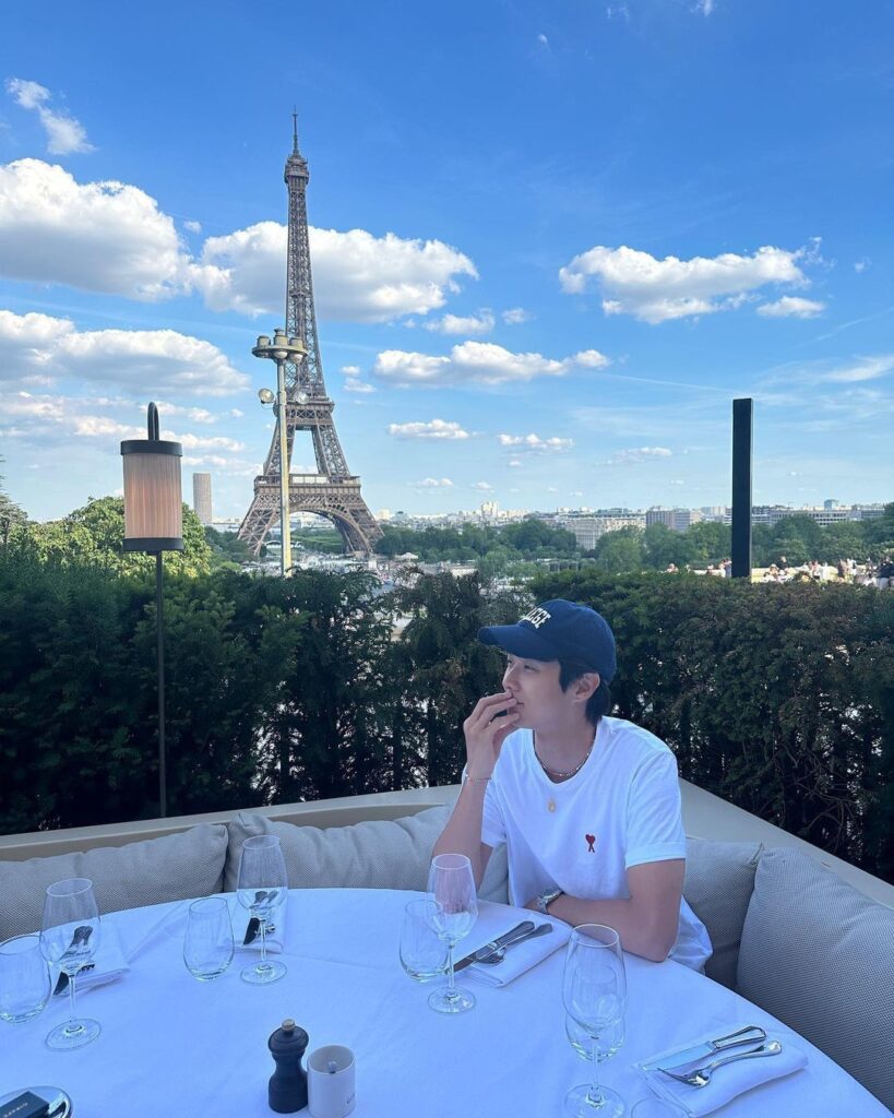 Choi Woo Shik thích đi du lịch